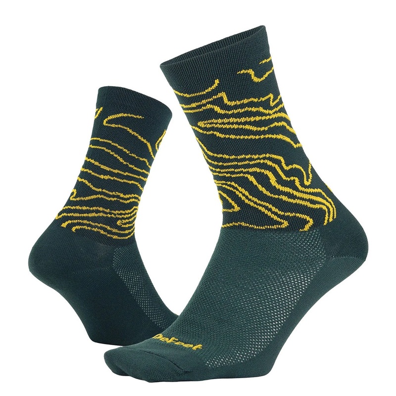 DeFeet Aireator 6″ Topo Socks 7-9 Green/Gold