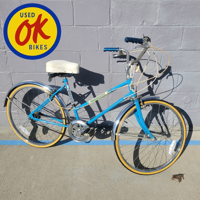 24″ Huffy Roustabout 3-speed Used Ladies City Bike – Blue *IN STORE PICK-UP ONLY*