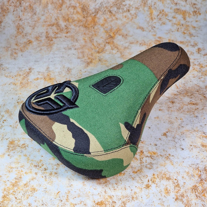 Federal Mid Pivotal Logo Seat Camo with Camo Base and Raised Black Embroidery