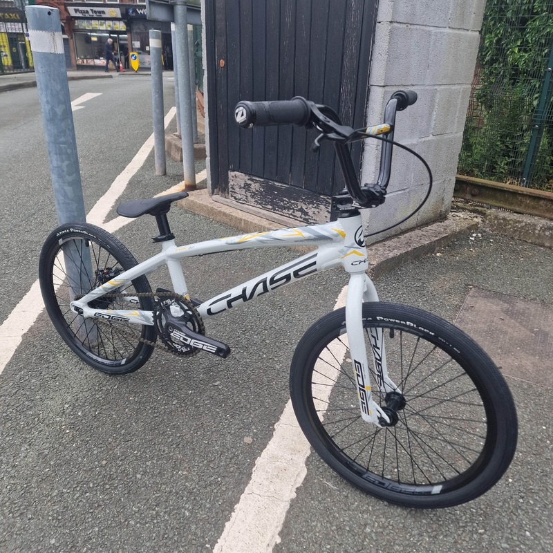 Chase Edge Expert XL Race Bike Cement Grey