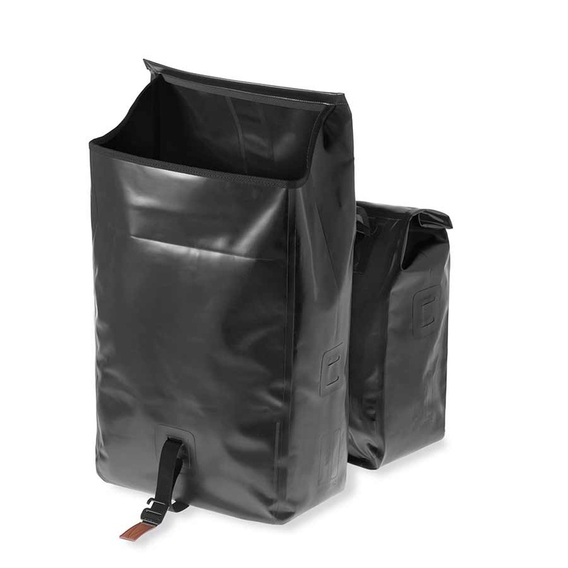 Urban Dry Double Bag Double bag Solid Black