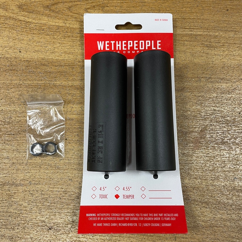 We The People Temper Nylon Pegs Pair